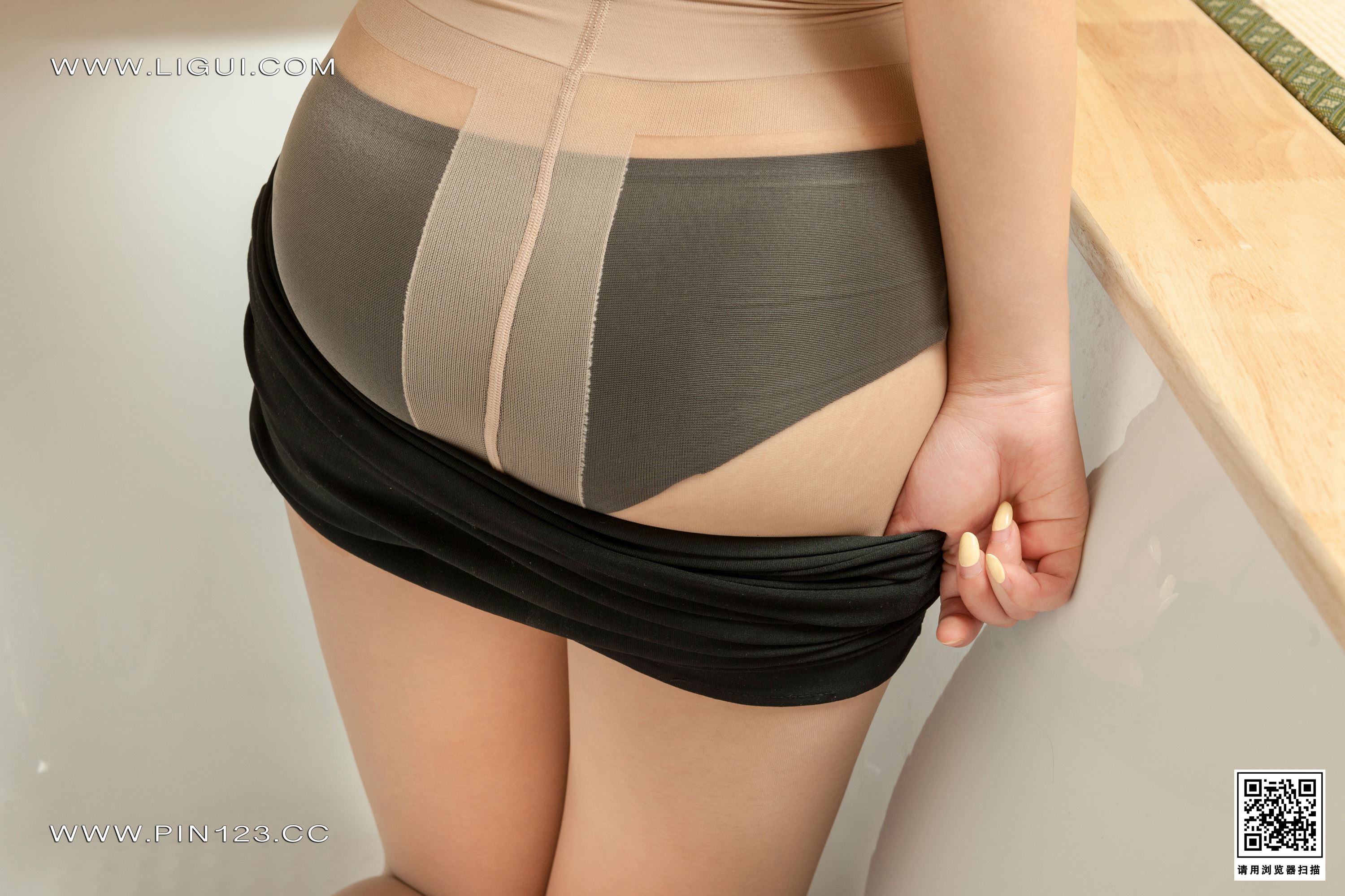 Ligui丽柜 2022.08.01 《香浴名莲》 豆豆